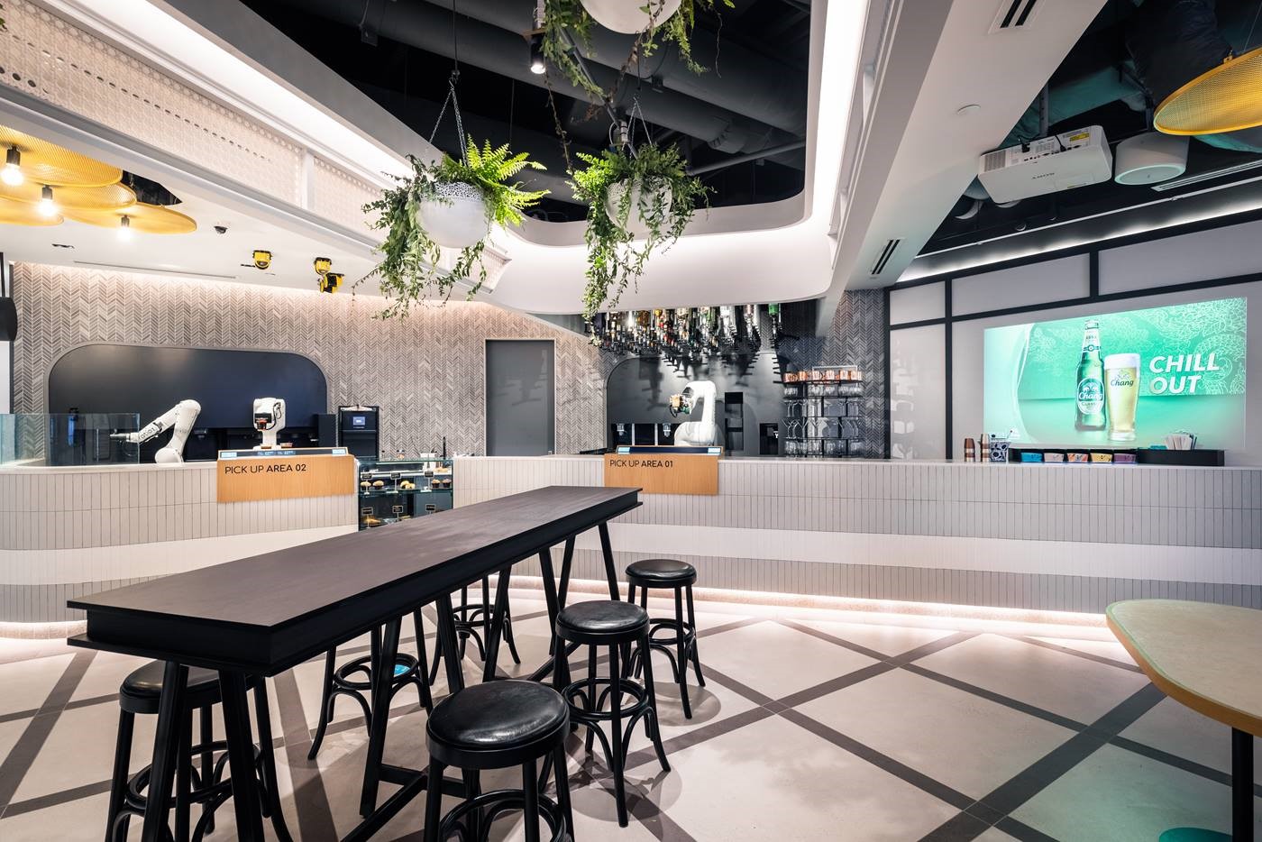 How Exactly A Robotic Barista Brews Coffee